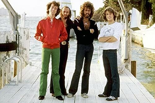 Bee Gees Classic de patru frați Gibb pozează împreună cu 8x10 fotografie