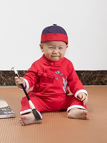 Copil copil mic de îmbrăcăminte chinezesc tradițională